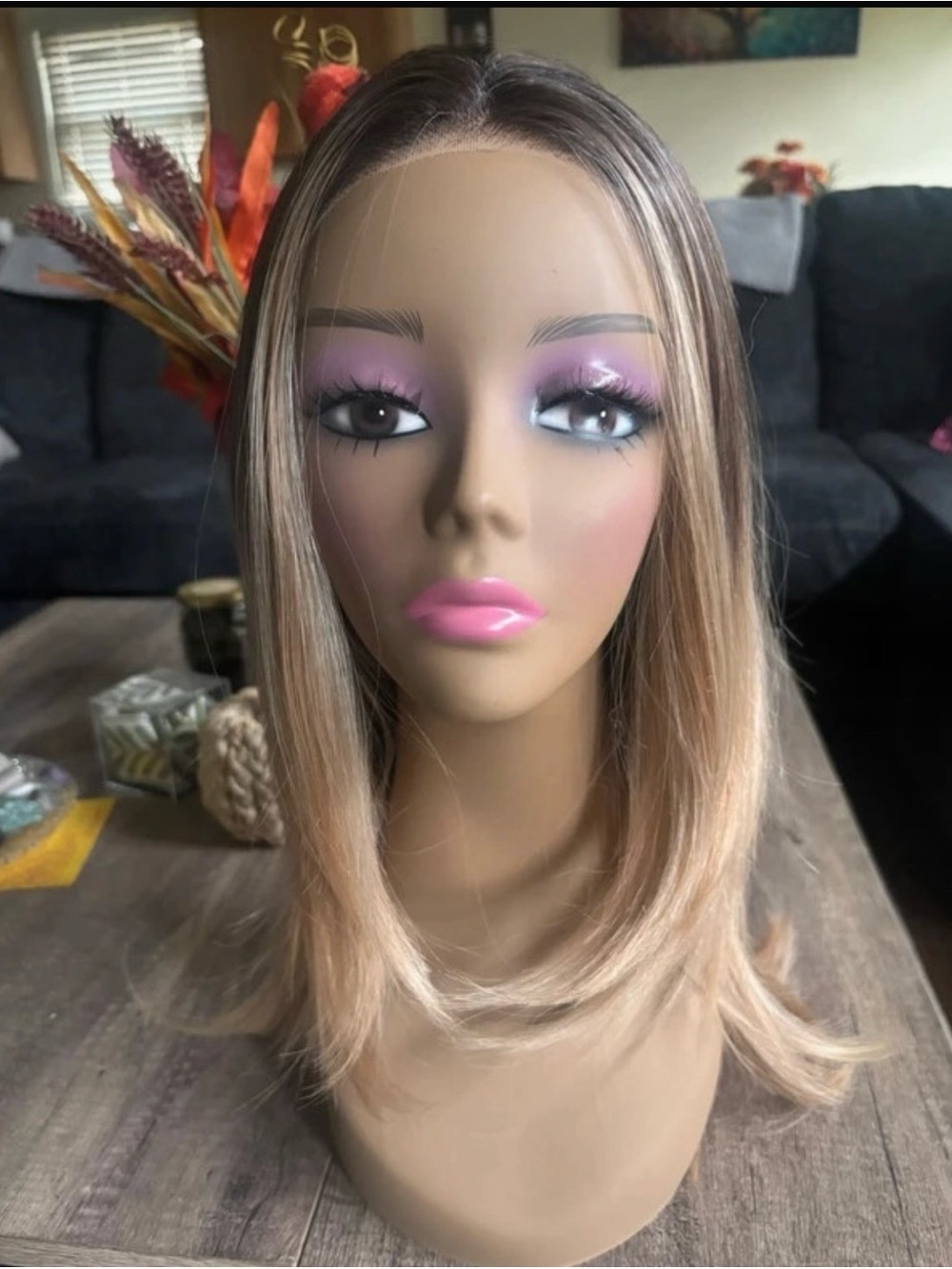 Mid-Length Straight Lace Front Wig in Blonde Balayage